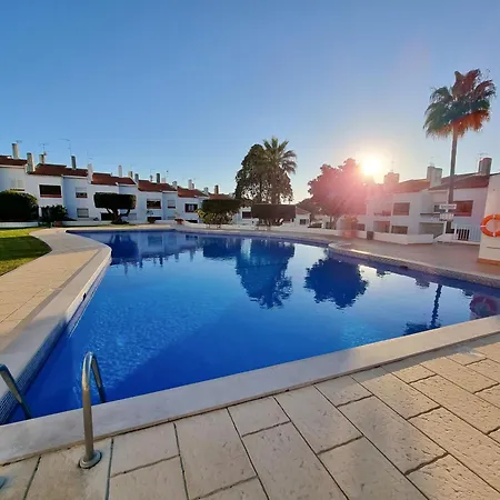 Apartament #404 Bright Family Pool In *